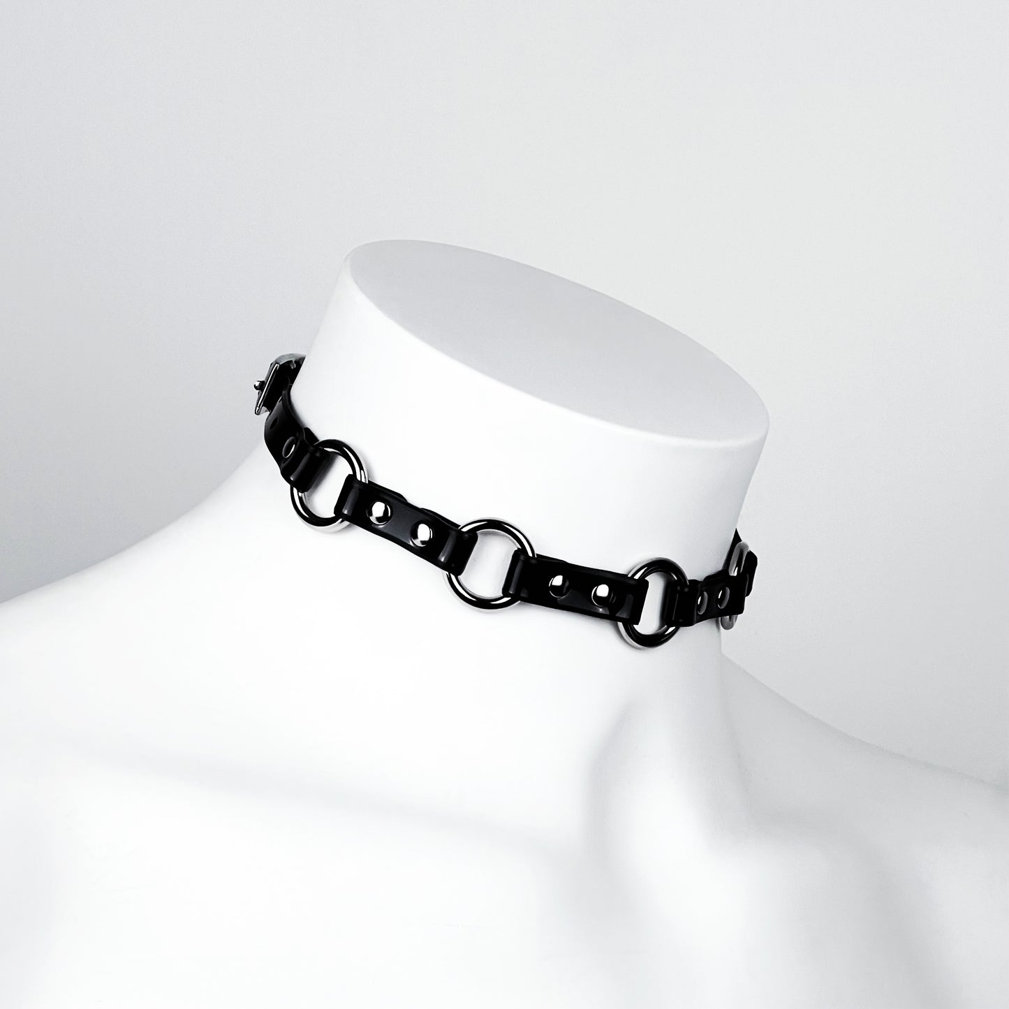 Micro ring choker