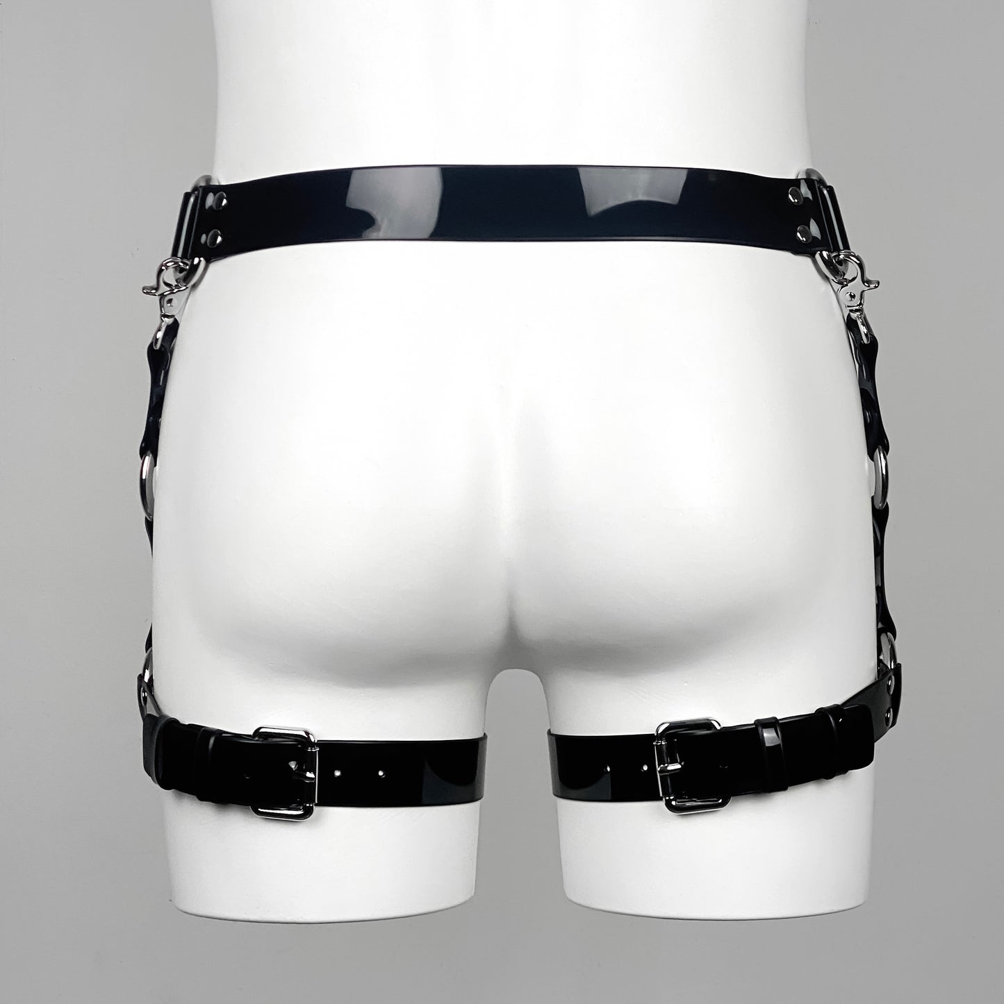 Levi harness