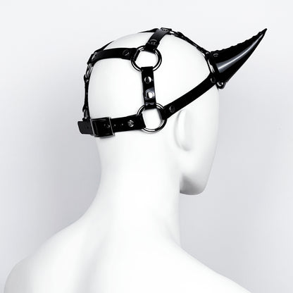 Horns head harness