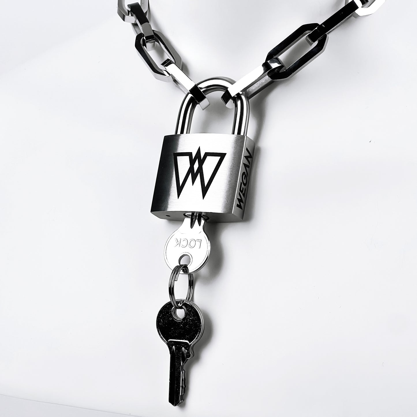 LOCK W logo