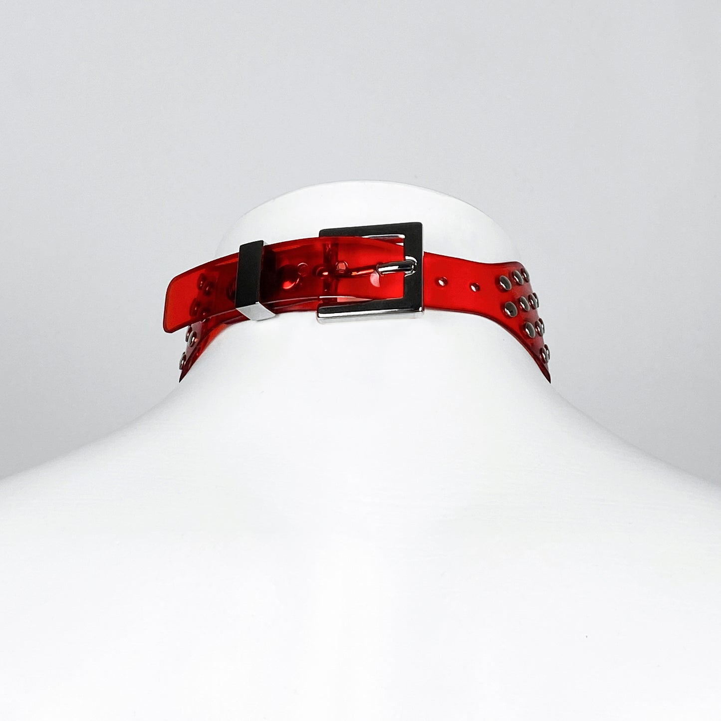 Held studs choker