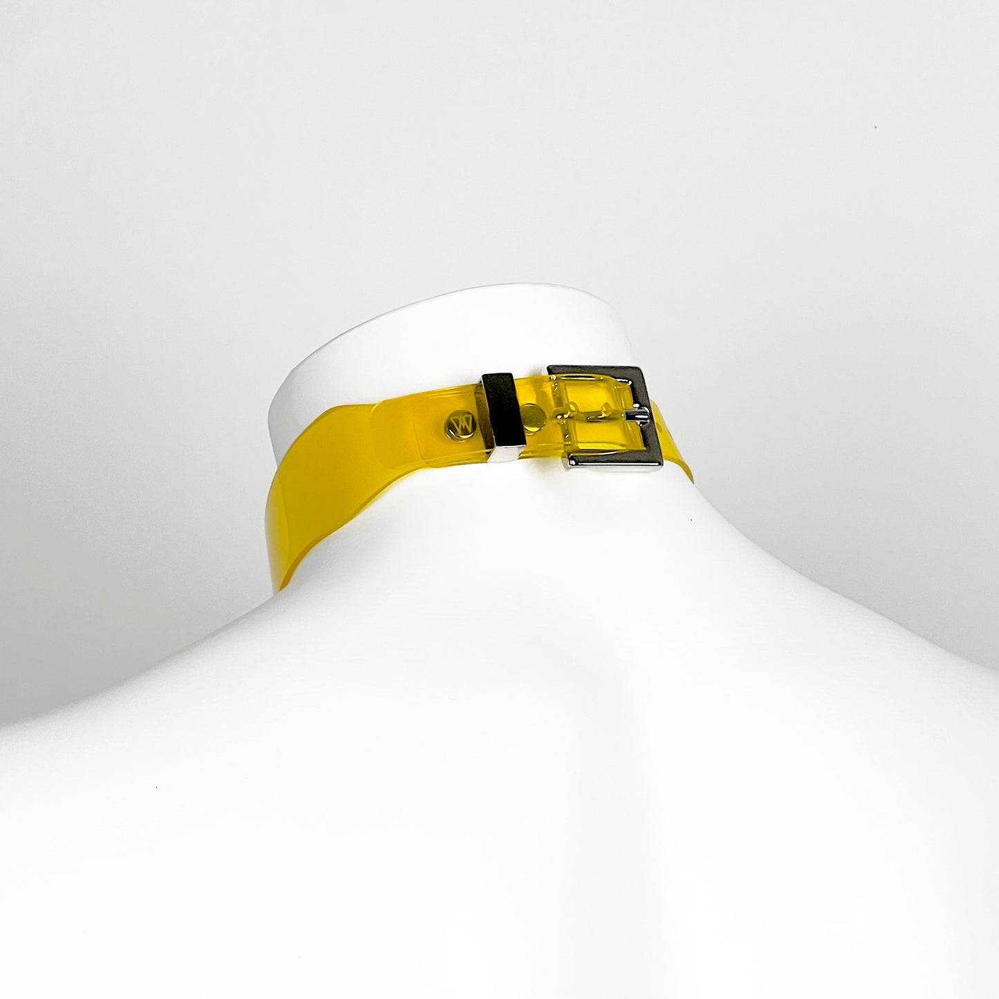 Held choker